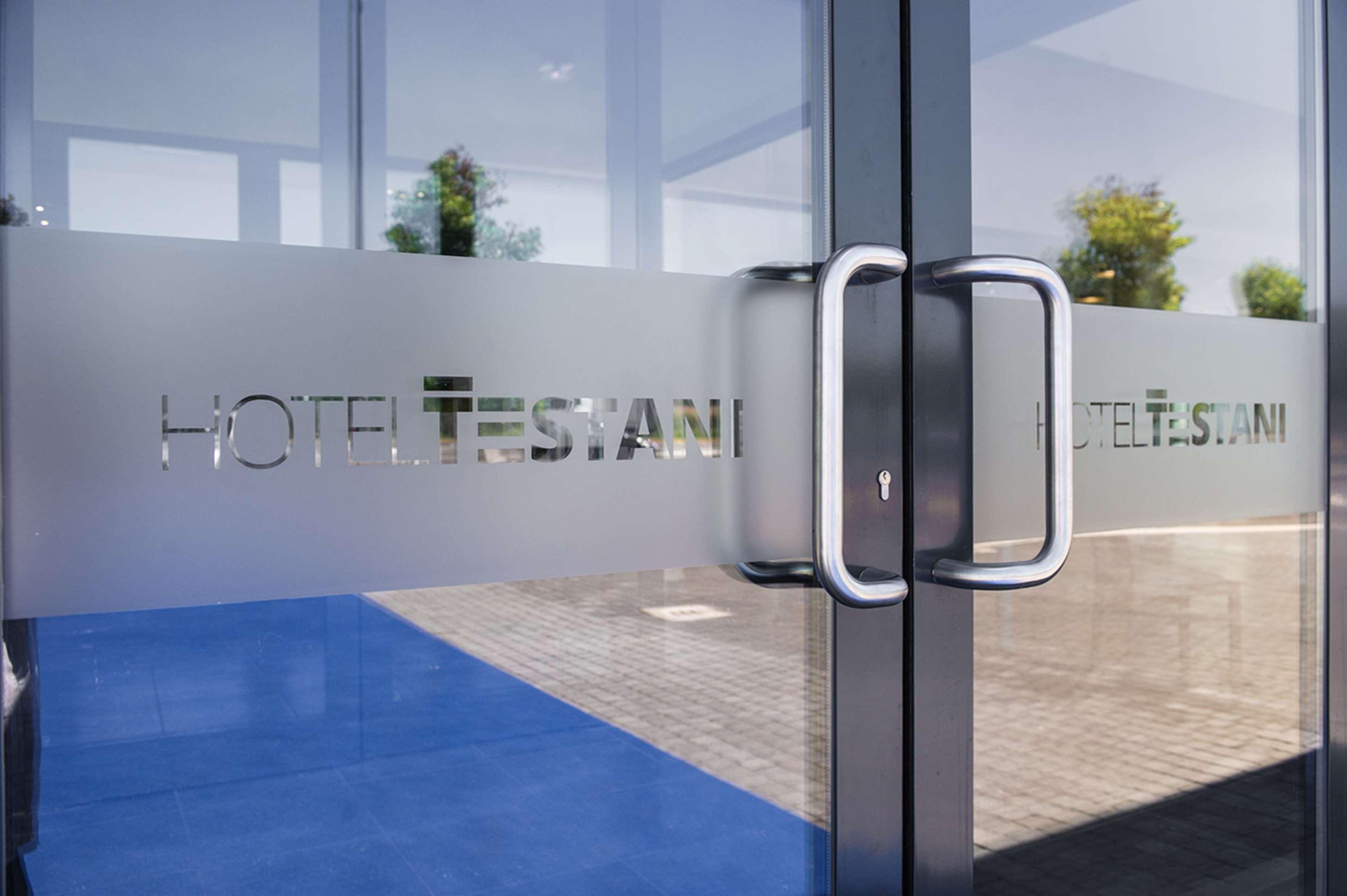 Hotel Testani Коллеферро Экстерьер фото