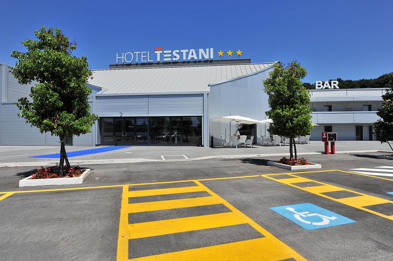 Hotel Testani Коллеферро Экстерьер фото